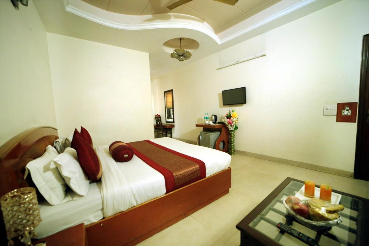 Hotel Blue Bell New Delhi Luaran gambar
